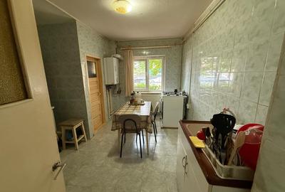 Apartament 4 camere, decomandat, 90 mp, cartier George Enescu - 9