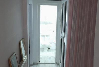 Apartament cu 4 camere decomandat în Central - 3