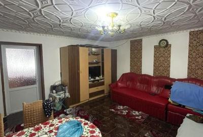 Casă cu 3 camere cu Teren 320 Mp în Central - 4