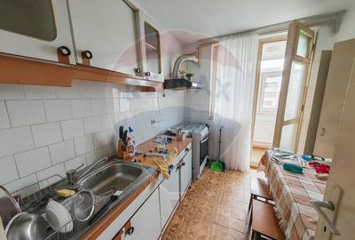 Apartament cu 4 camere de vanzare in zona Bd. Cosbuc - 5