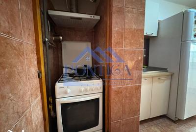 Apartament cu 3 camere decomandat, mobilat în Casa de Cultură - 11