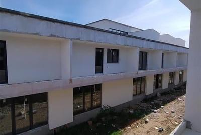 RECO Case insiruite cu 3 camere in Sanmartin - 8
