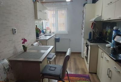 Apartament cu 3 camere în Aleșd - 6