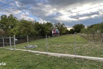 Teren de 941 mp, în Periș - 2