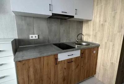 Garsonieră decomandată în Unirii