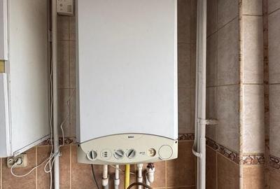 Apartament cu 3 camere semidecomandat, mobilat în Mărgeanului - 8