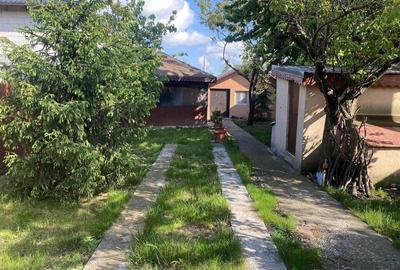 Casă cu 4 camere în Petrăchioaia