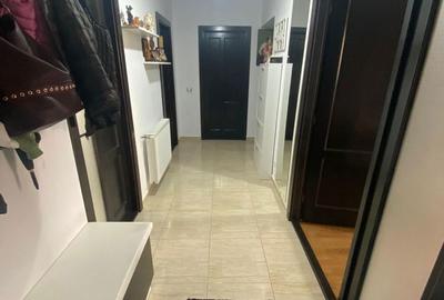 Apartament cu 3 camere decomandat în Central - 1