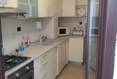 Apartament cu 2 camere decomandat în 8 Martie - 3