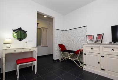 Garsonieră semidecomandată în Costin Georgian - 1