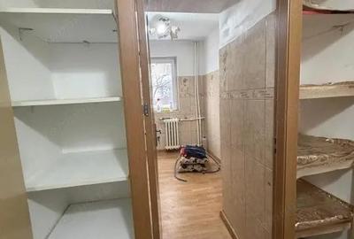 Apartament cu 2 camere semidecomandat în Craiovița Nouă - 6