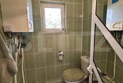 Casă cu 9 camere cu Teren 500 Mp în Central - 1