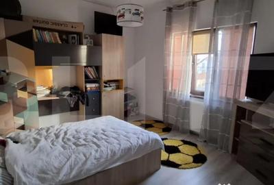 Casă cu 4 camere cu Teren 350 Mp în Central - 4