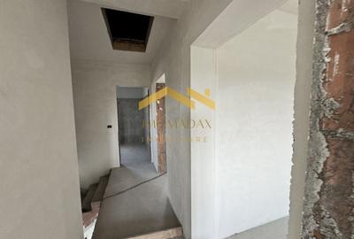 Sanmihaiu Roman-Duplex-Predare la Cheie - 11