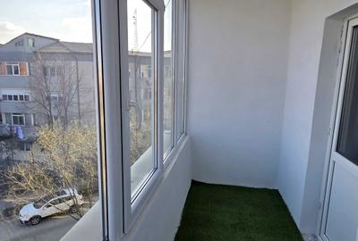 Apartament cu 3 camere decomandat în Piatra - 2