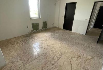 Spațiu comercial, de 220 mp, în Central - 5