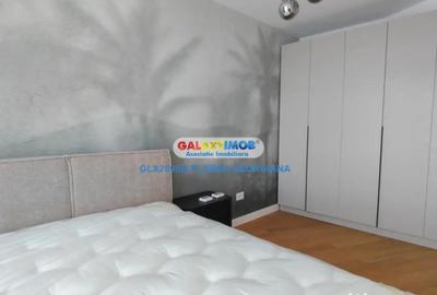Apartament cu 4 camere semidecomandat, mobilat în Central