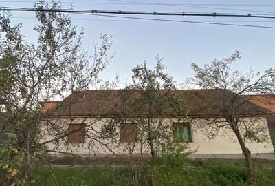 Spațiu comercial, de 150 mp, în Central - 4