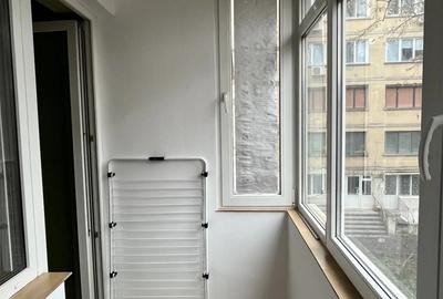 Apartament cu 3 camere semidecomandat în Central - 7