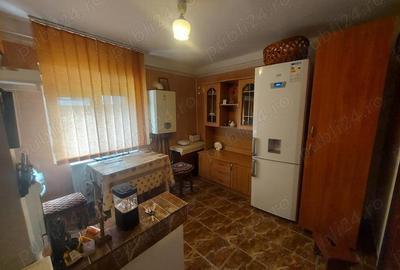Garsonieră decomandată în Mărășești - 9