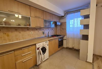 Apartament cu 3 camere semidecomandat, mobilat în Sud - 3