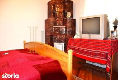 Casă cu 7 camere cu Teren 1020 Mp în Central - 6