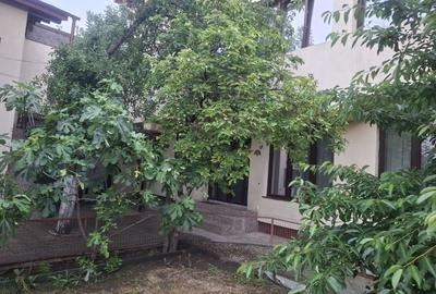 Casă cu 4 camere cu Teren 400 Mp în Central - 2