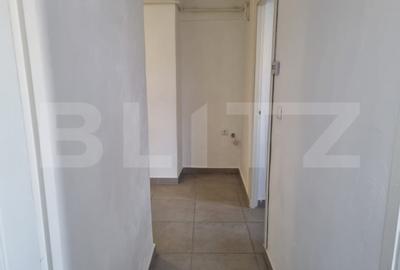 Apartament cu 3 camere semidecomandat în Central - 12