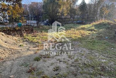 Teren de 500 mp, în Central - 1