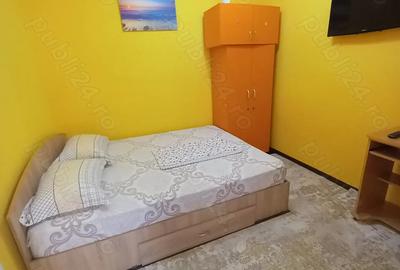 Inchiriez Camera la Curte - 6