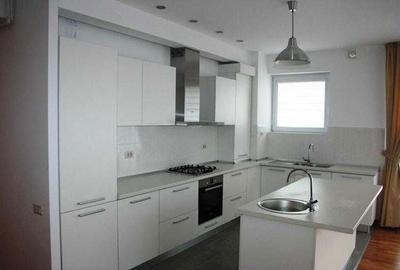Apartament cu 4 camere decomandat în Lacul Tei - 8