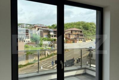 Ideal pentru birou, duplex cu 5 camere, 5 bai, 270 mp, zona - 7