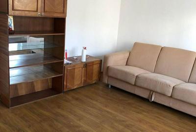 Garsonieră decomandată în Central - 4