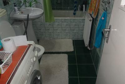 Apartament cu 3 camere decomandat în Scărișoara - 7
