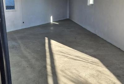 Spațiu comercial, de 35 mp, în Central - 2