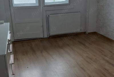 Se inchiriaza apartament 3 camere - 4