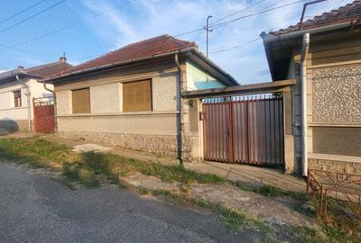 Casă cu 2 camere în Beiuș - 7