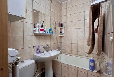 Apartament cu 3 camere semidecomandat, mobilat în Gemenii - 7