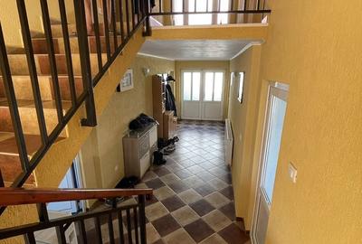 Casă cu 4 camere în Central - 5