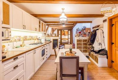 TUR LIVE! Apartament in vila, compozitie particulara, Ultracentral, Sfantu Gheor - 10