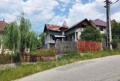 Casă cu 5 camere în Boteni - 9