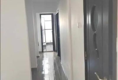 Apartament cu 3 camere decomandat în Nicolina - 4