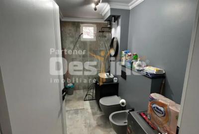 Apartament cu 3 camere semidecomandat în Central - 10