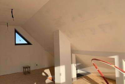 Casă individuală cu 5 camere cu Teren 1390 Mp în Vicovu de Sus - 3