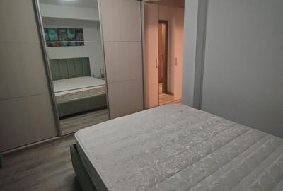Apartament cu 3 camere semidecomandat, mobilat în 1 Decembrie 1918 - 2