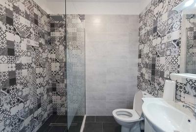 Apartament cu 3 camere decomandat în Florești