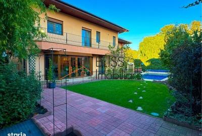 Casă cu 4 camere în Central