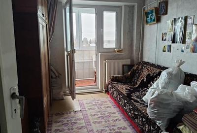 Apartament cu 3 camere decomandat în Barieră - 3