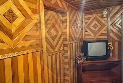 Vila de vanzare in Rucar - 9 camere, gradina generoasa, zona linistita - 14