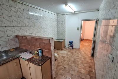 Apartament spa?ios cu 4 camere in zona Pie?ei Rahova - 4